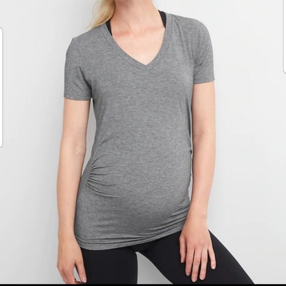 Gap Maternity Breathe grey v-neck tee - Picture 1 of 8